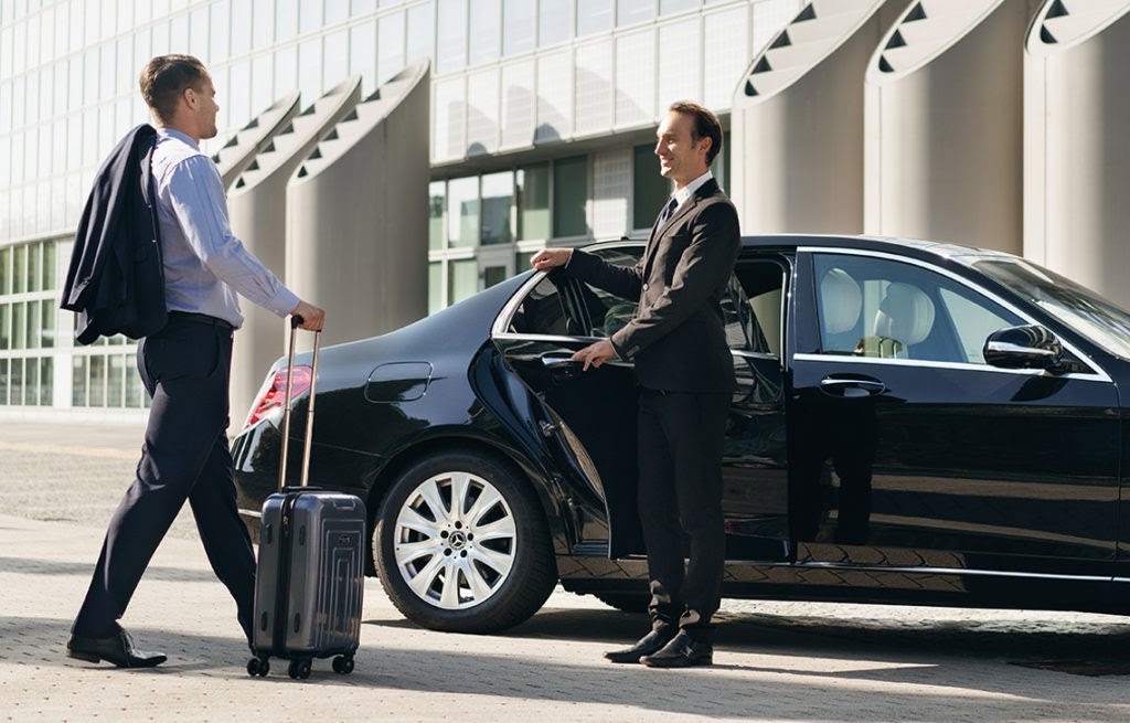Hamptons - Hourly Limousine and Car Service